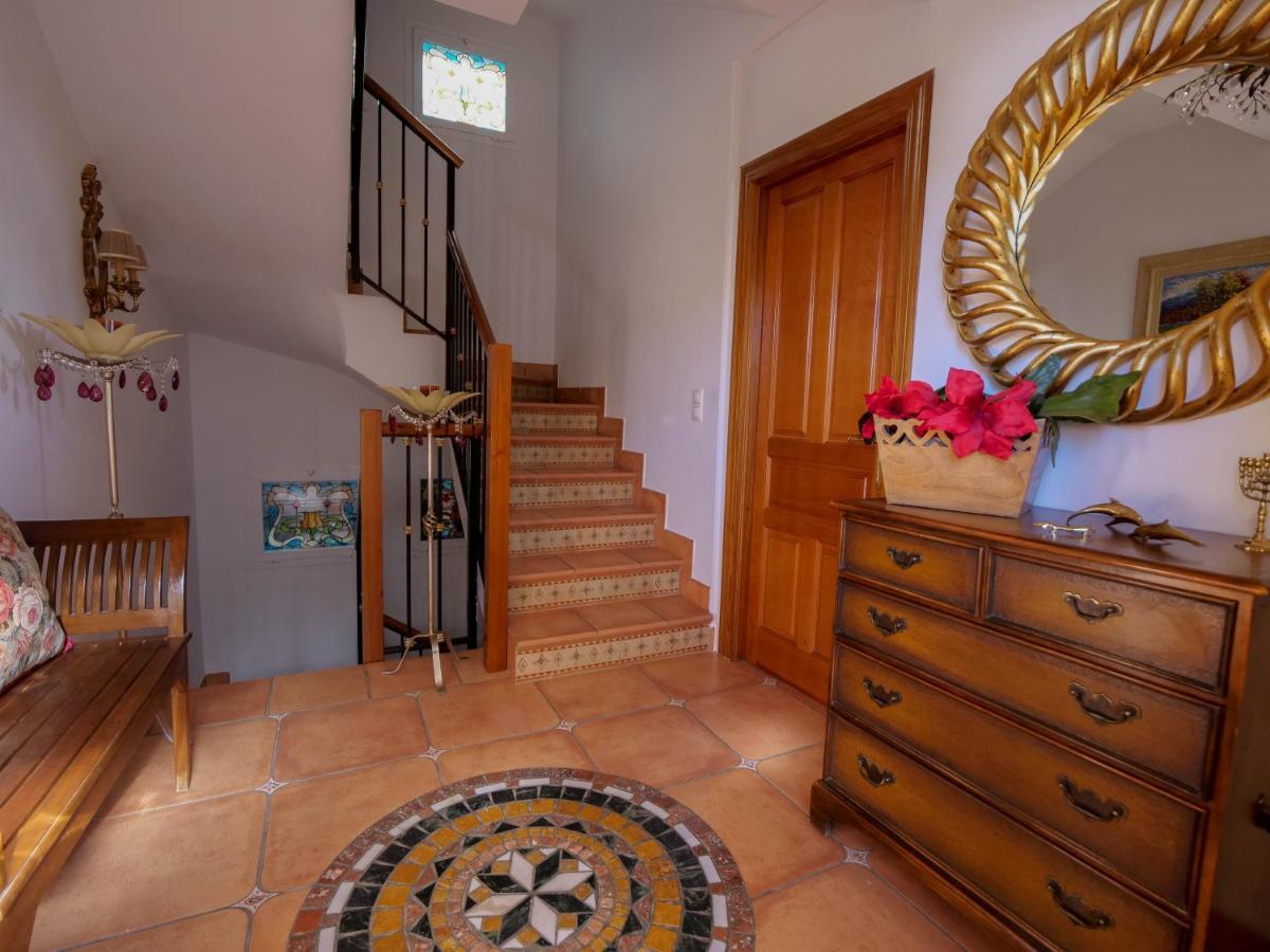 Apartamentos Turisticos Tronca Luxury Granada Luaran gambar
