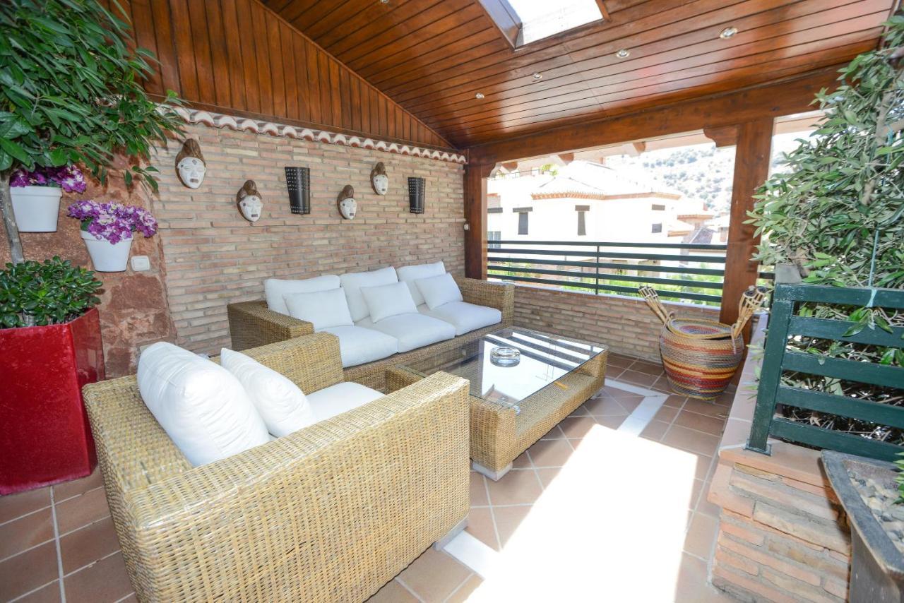 Apartamentos Turisticos Tronca Luxury Granada Luaran gambar