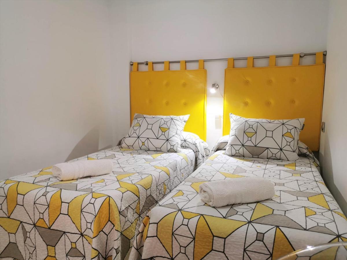 Apartamentos Turisticos Tronca Luxury Granada Luaran gambar