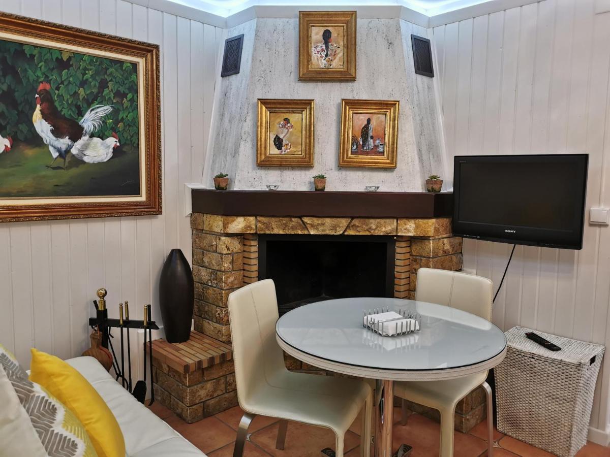 Apartamentos Turisticos Tronca Luxury Granada Luaran gambar