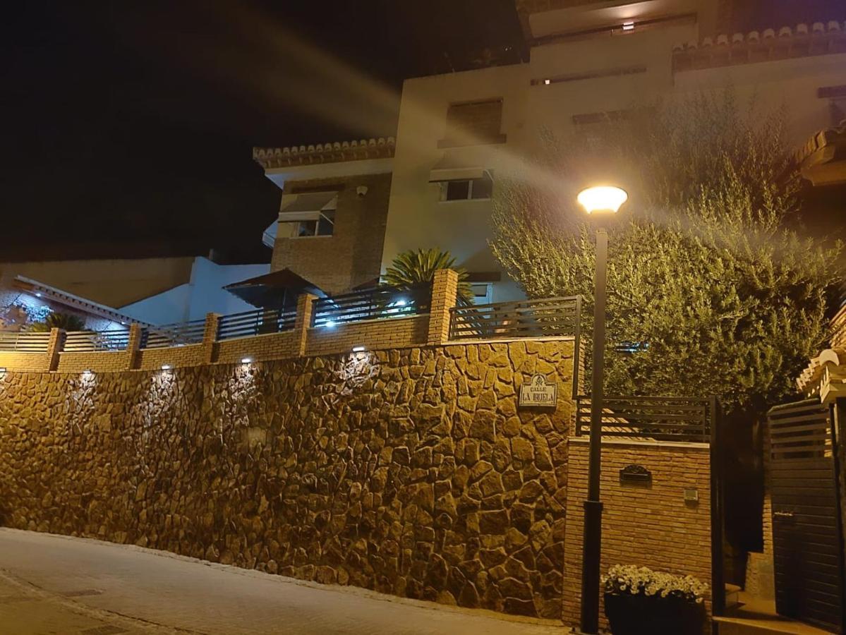 Apartamentos Turisticos Tronca Luxury Granada Luaran gambar